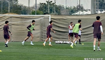 国脚射门打不进，伊万真跟你急！高准翼防死达瓦萨里，让张玉宁继续哭下去