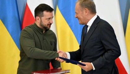 怕被中国抛弃？波兰25日放行中欧班列！但已经晚了！欧洲多国倒戈