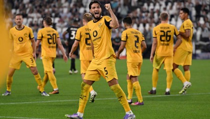 惊天乌龙、补时绝平、争议红牌、错版球衣……新赛季的欧冠就是这么刺激！