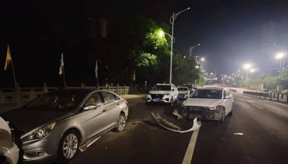 担心酒后骑电瓶车不安全，男子竟让女友开自己的车！一出闹剧，双双被拘！