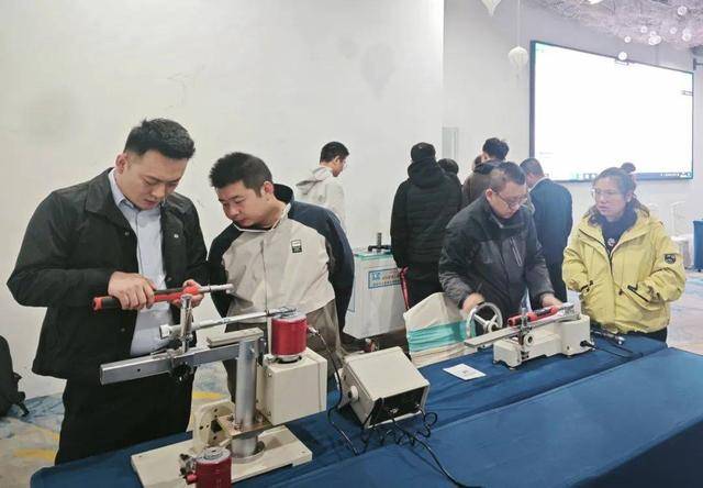 东方“准达”应邀参加中国计量协会扭矩技术规范宣贯会