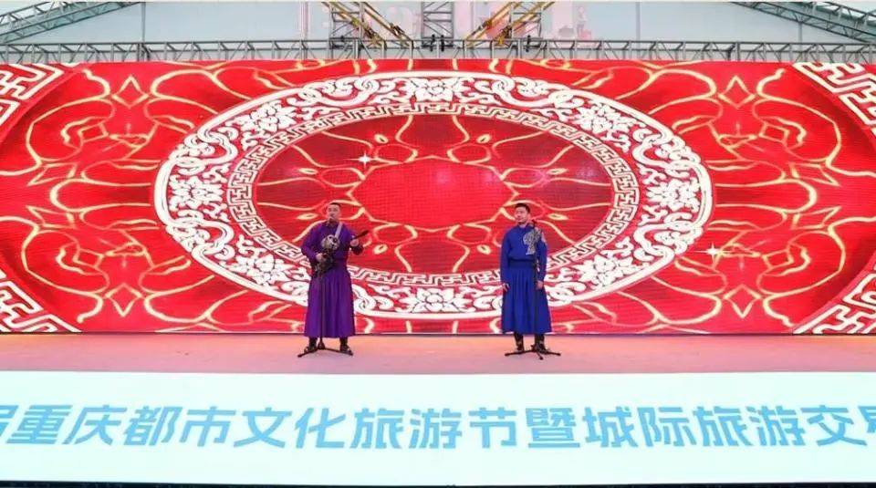资讯 | 呼麦《山的那边》唱响重庆解放碑，二连浩特欢迎您