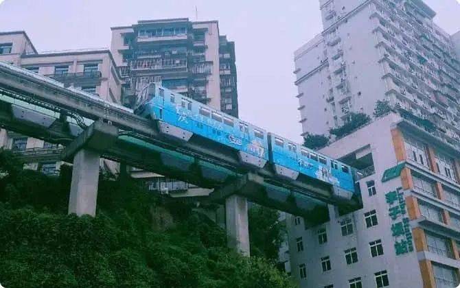 重庆本地个人金牌导游攻略，资讯热点：必玩打卡景点吐血推荐！
