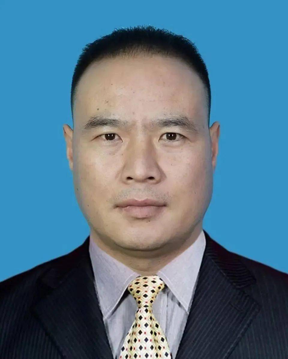 【资讯】亚士子公司副总经理荣获“重庆市优秀民营企业家”称号