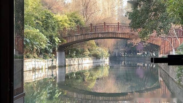 千年古河上的移动博物馆：杭州水上巴士7号线深度探秘