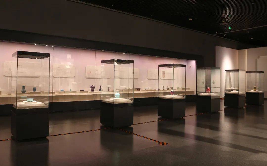 资讯 | 内蒙古博物院：【展览解读】明清颜色釉瓷器里的东方美学