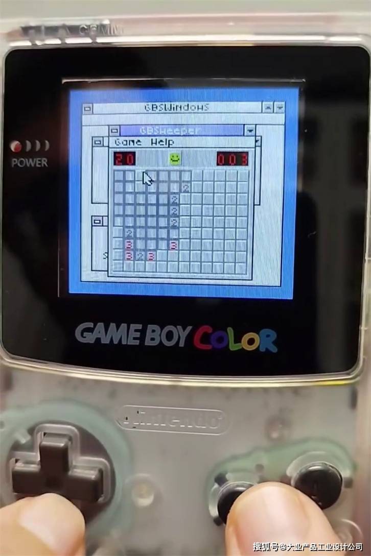 设计资讯｜Game Boy：一场像素风的时空穿越派对