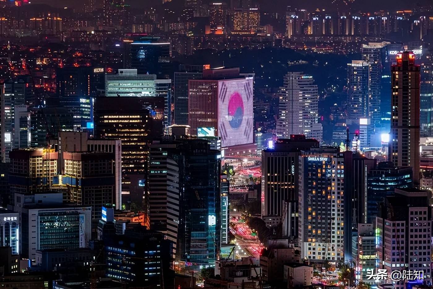 中韩AI差距!中国模型下载破百亿,韩国AI只有几十万下载